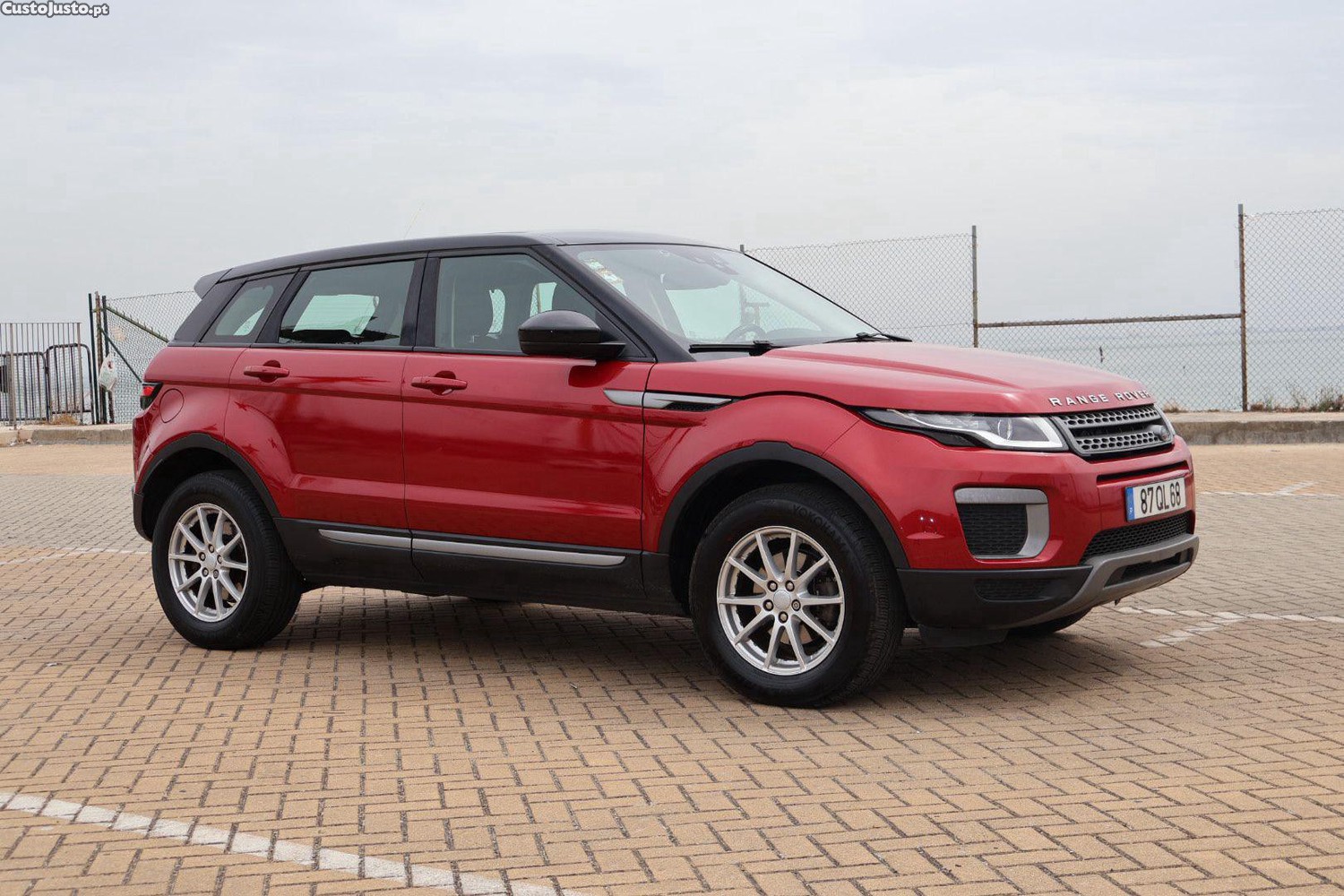 Land Rover Evoque 2.0 D -150cv - 15 — photo 3