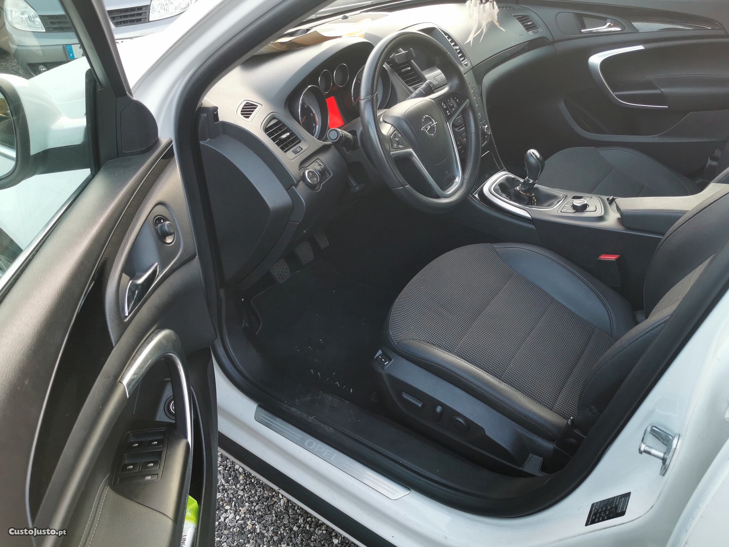 Opel Insignia 2.0CDTI 160CV — fotografia 3