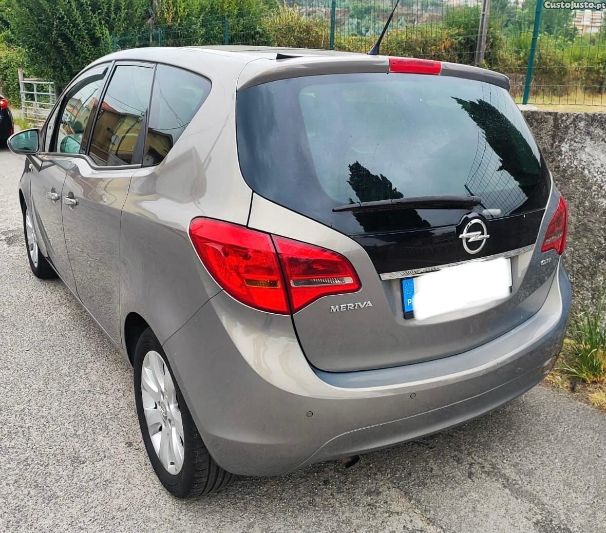Opel Meriva 1.3 cdti Cosmo — fotografia 7