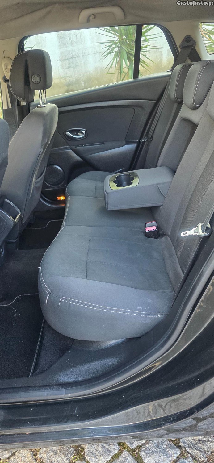 Renault Mégane 1.5 dci dynamic — fotografia 5