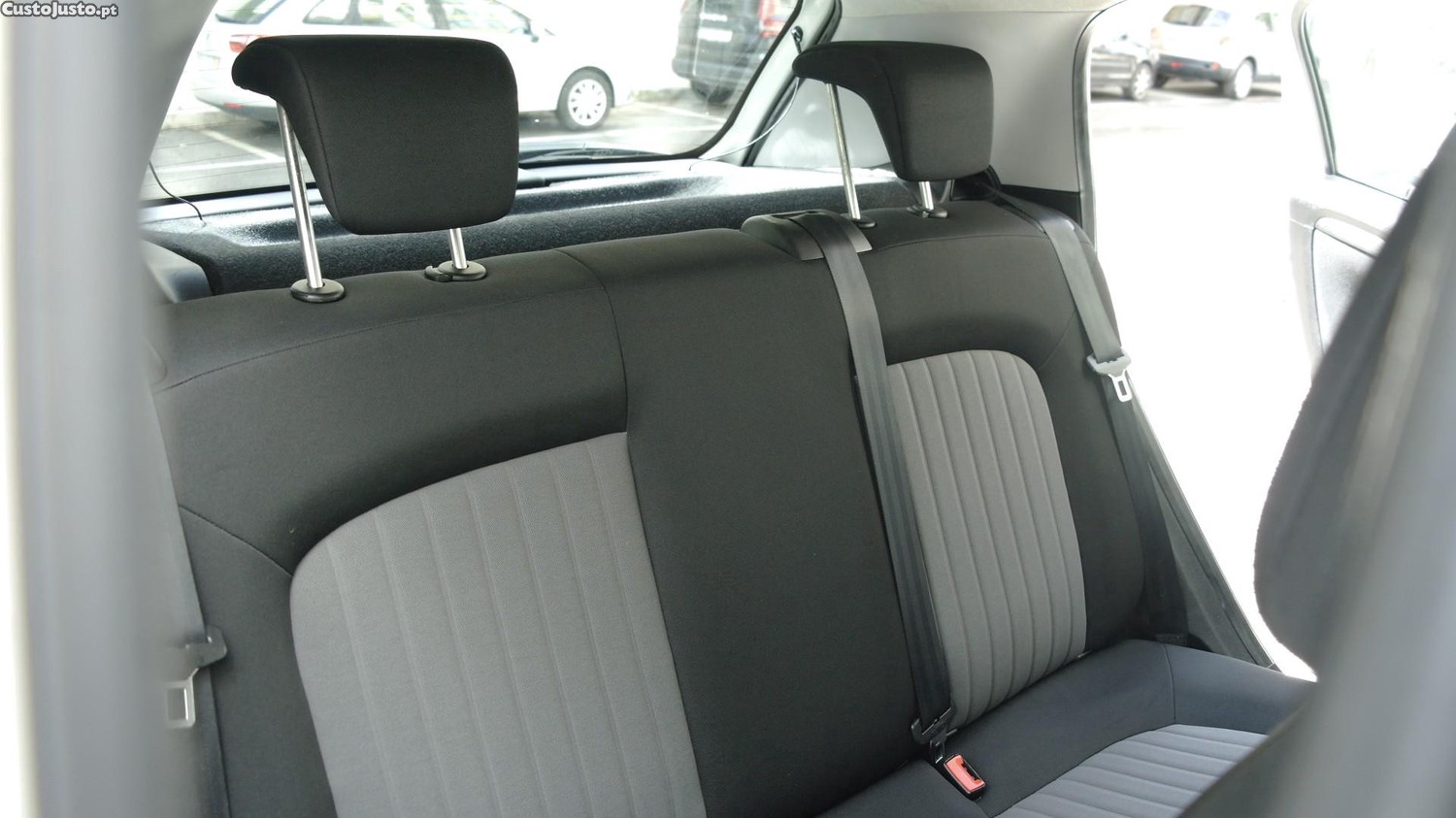 Fiat Punto 1.2 Lounge S&S — fotografia 11