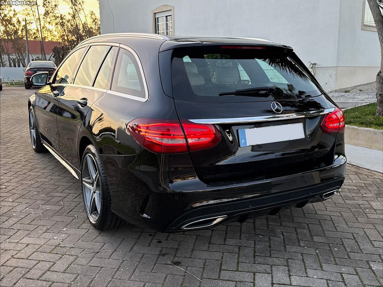 Mercedes-Benz C 250 d 205cv Auto. Pack AMG — fotografia 10