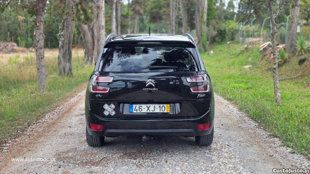 Citroën C4 Grand Picasso 1.6 e-HDi Exclusive — fotografia 11