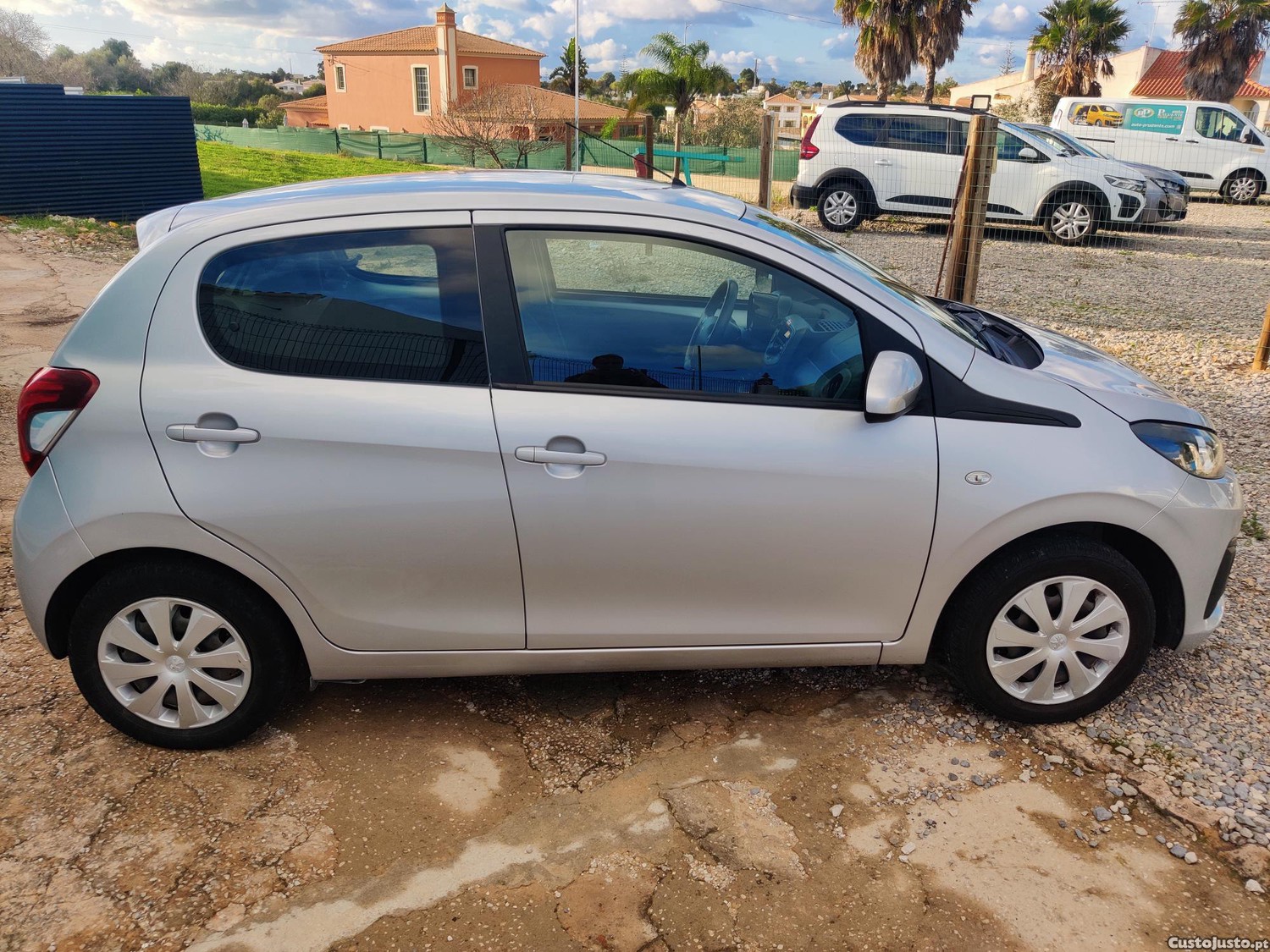 Peugeot 108 ACTIVE 1.0 VTI — fotografia 15