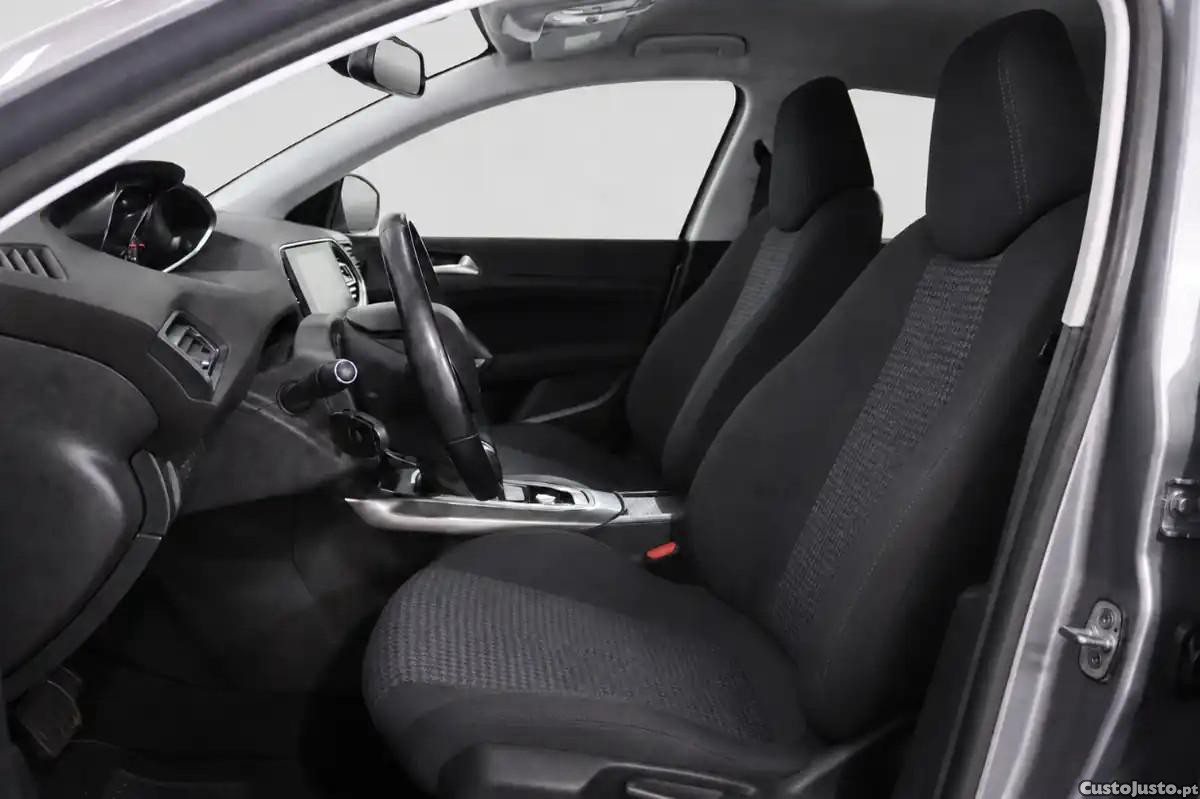 Peugeot 308 Outro — fotografia 3