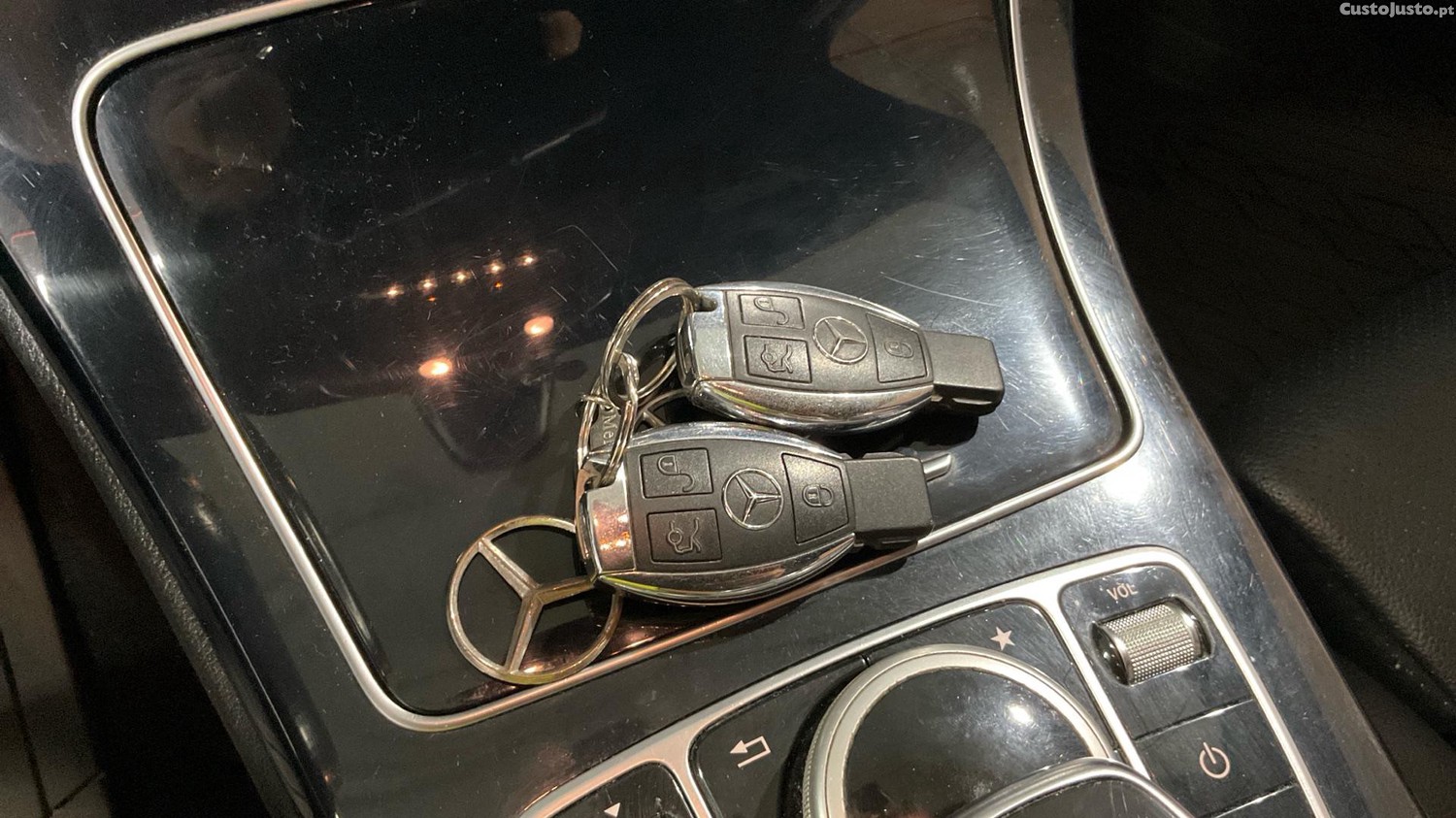 Mercedes-Benz C 220 220 d AMG LINE AUTOMATIC 9G NACIONAL — fotografia 9