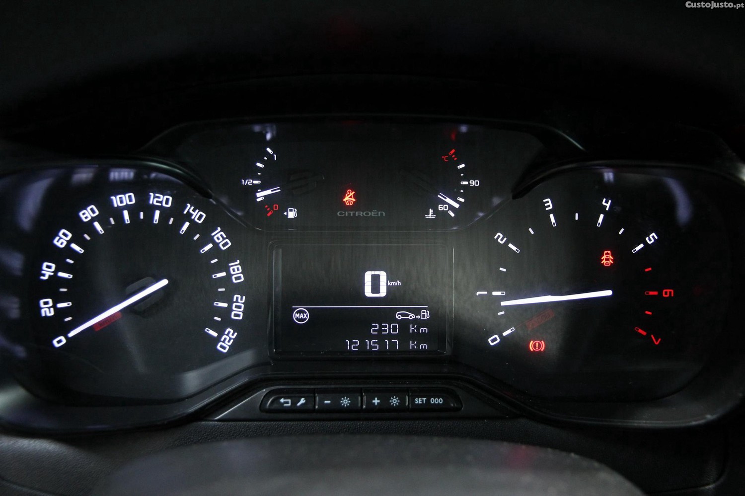 Citroën C3 1.2 PureTech C-Series — fotografia 4