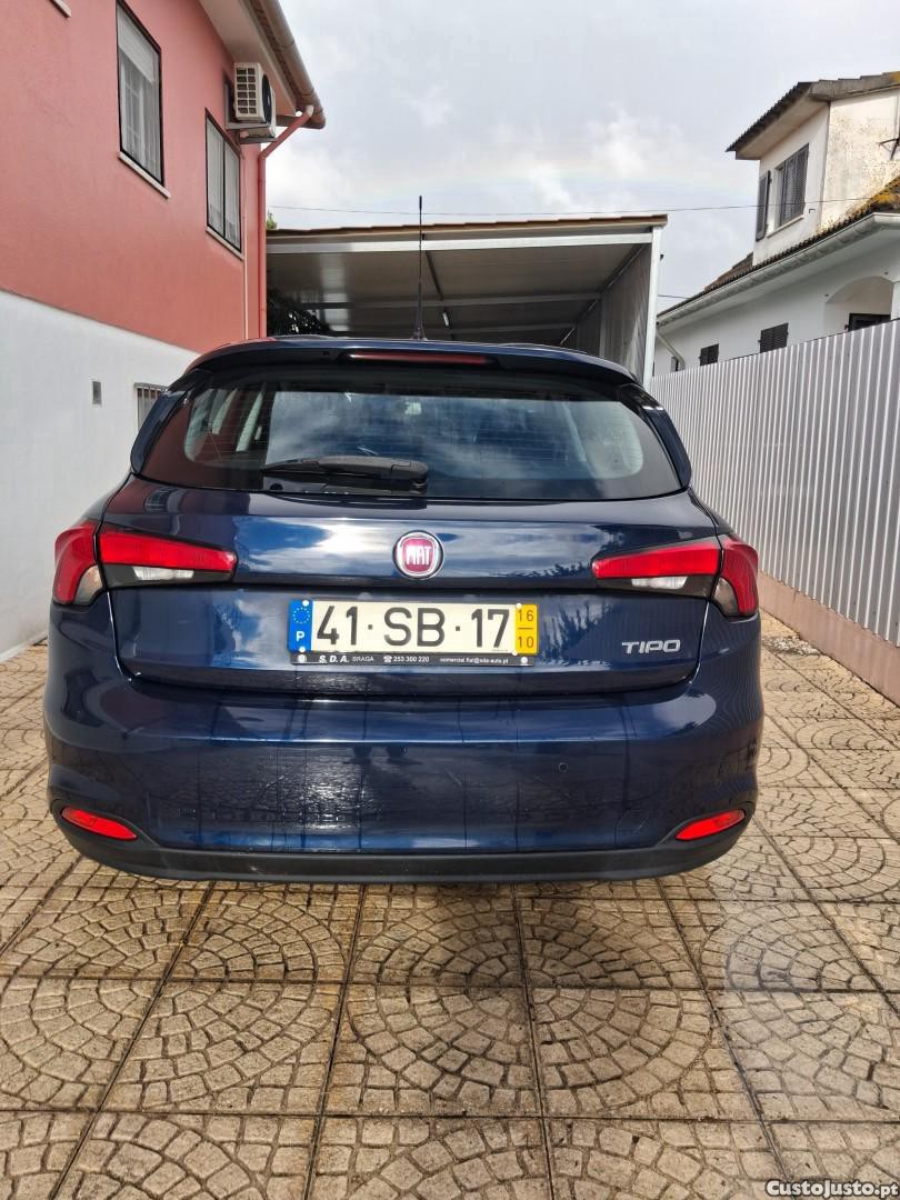 Fiat Tipo 1.4 Lounge — fotografia 17
