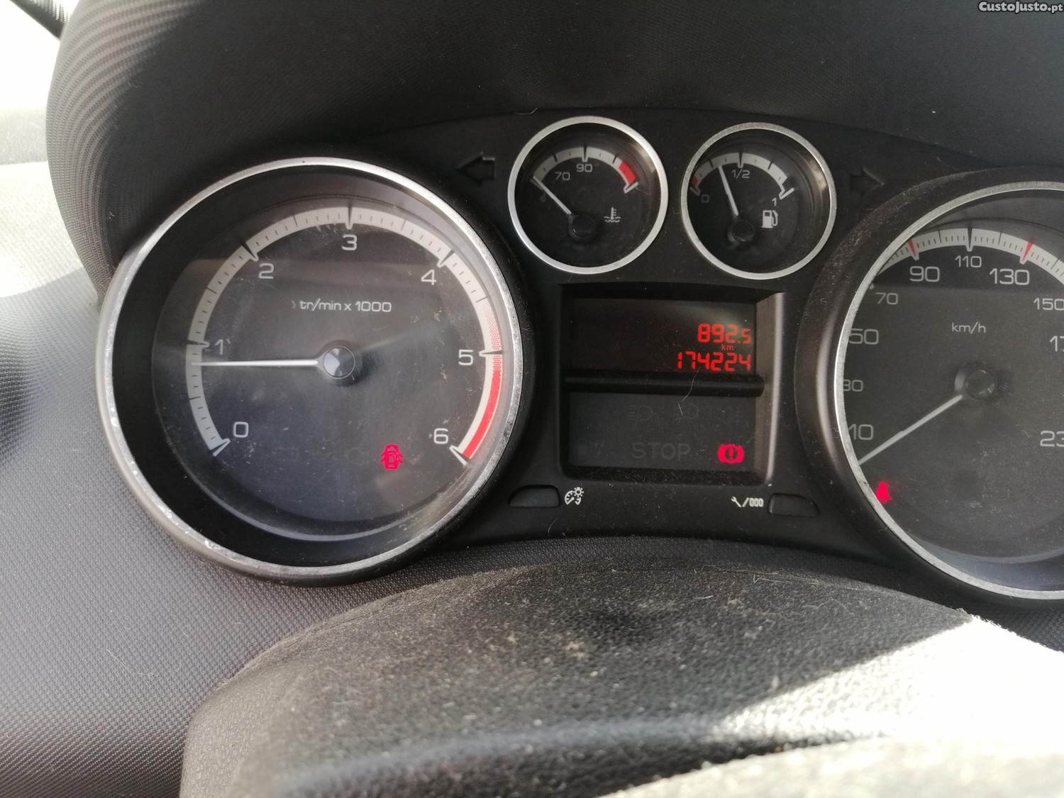 Peugeot 308 SW — fotografia 2