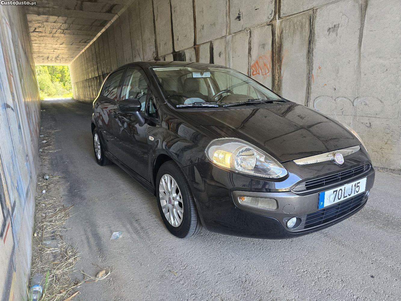 Fiat Grande Punto evo — fotografia 10