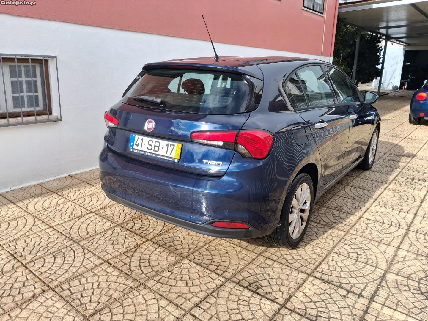 Fiat Tipo 1.4 Lounge — fotografia 16