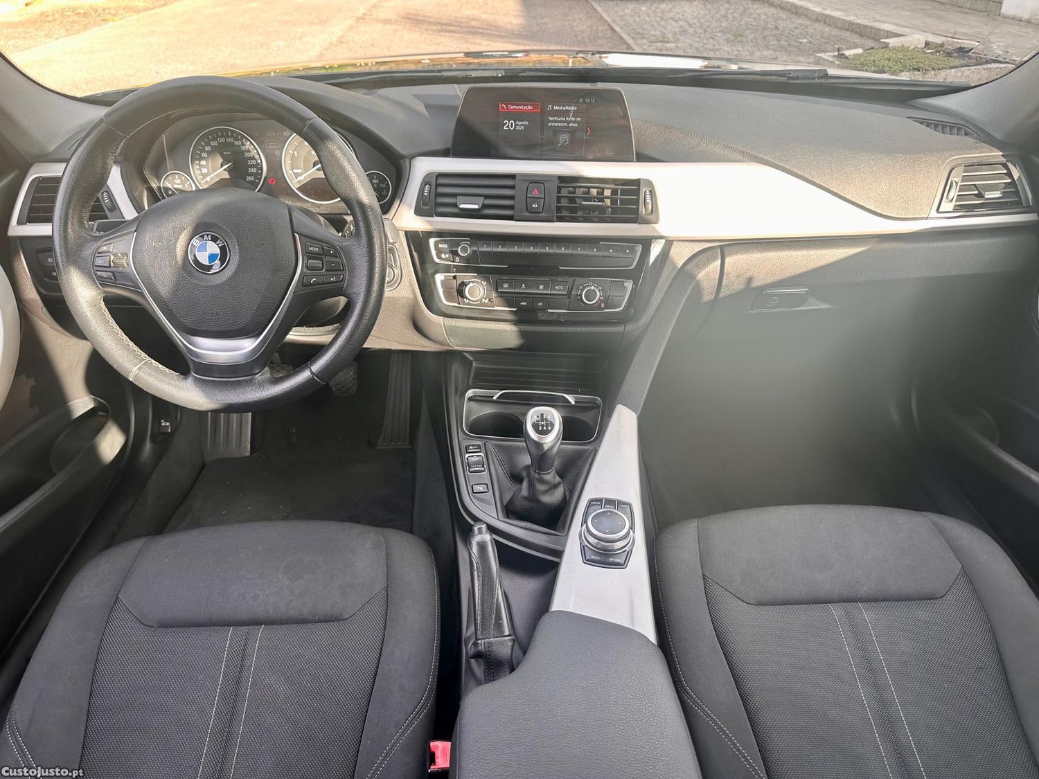 BMW 316 d Touring Advantage- NACIONAL - COMO NOVA — fotografia 3