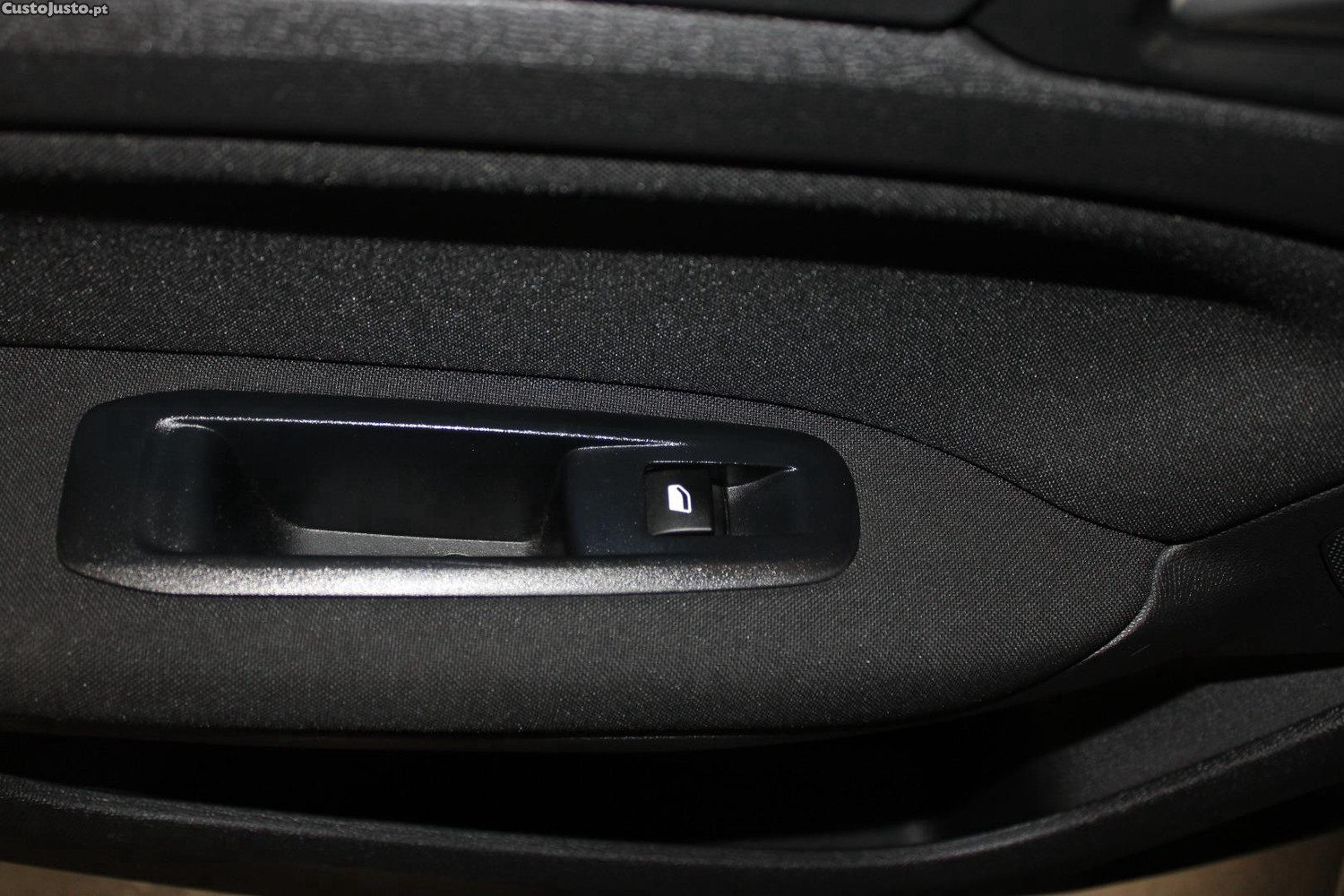 Peugeot 308 1.2 THP 110 — fotografia 8