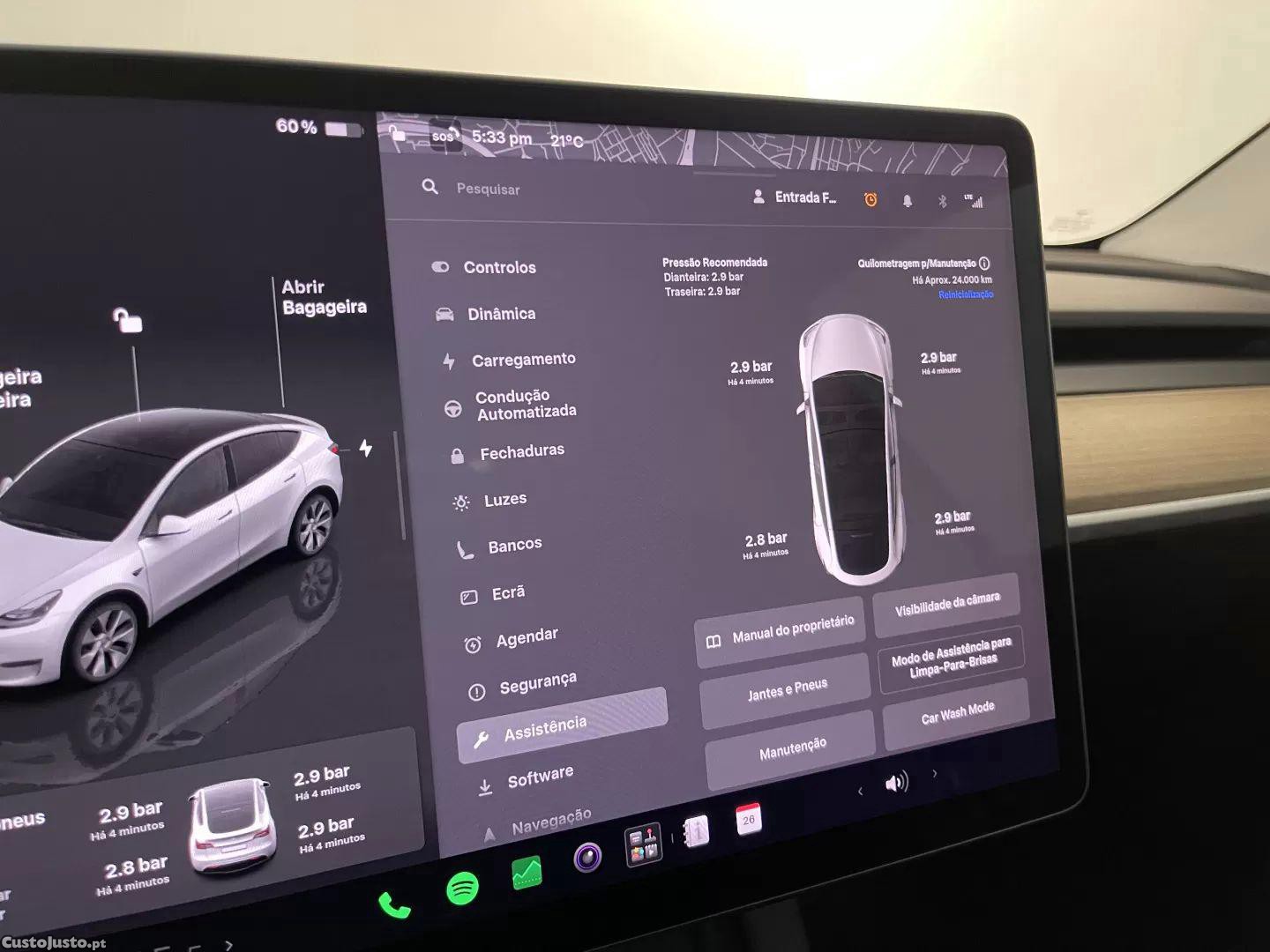 Tesla Model Y Long range tração integral — fotografia 16