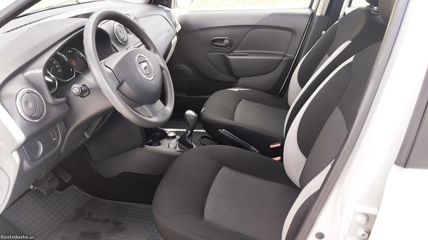 Dacia Sandero nd — fotografia 8