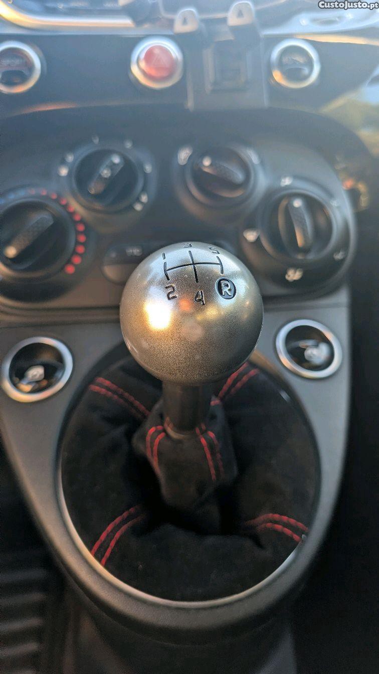 Abarth 595 1.4 Tjet — fotografia 3