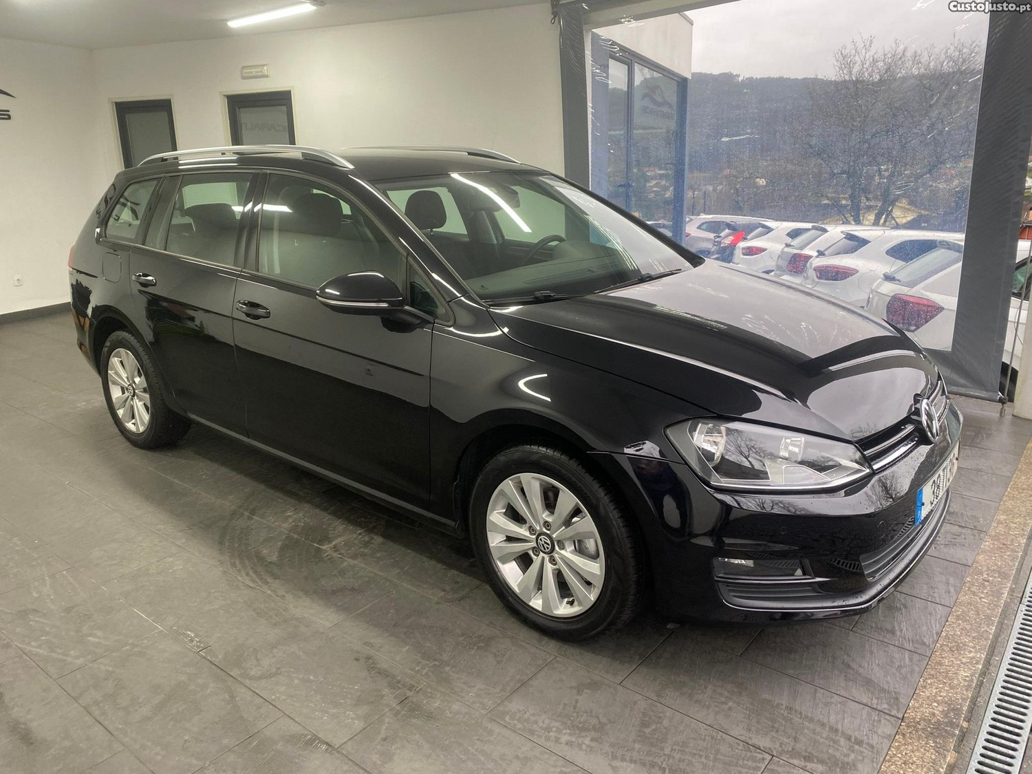 VW Golf Variant 1.6 TDi Confortline DSG - 14 — photo 3