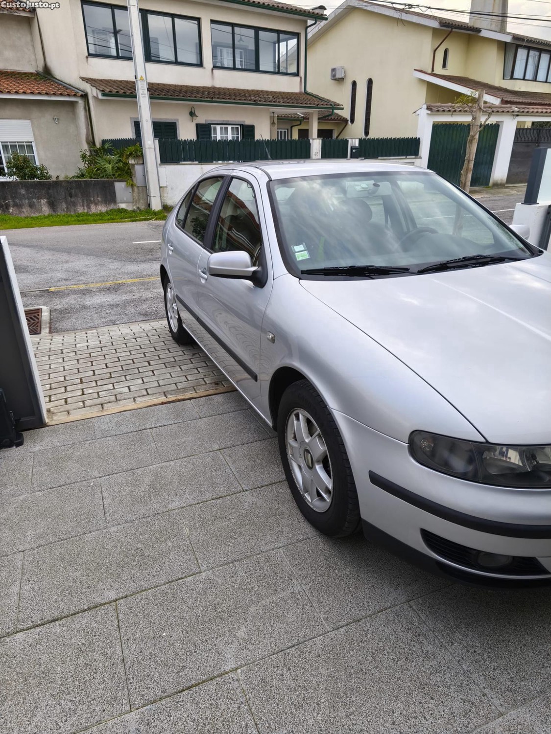 SEAT Leon 1.9 Tdi — fotografia 6