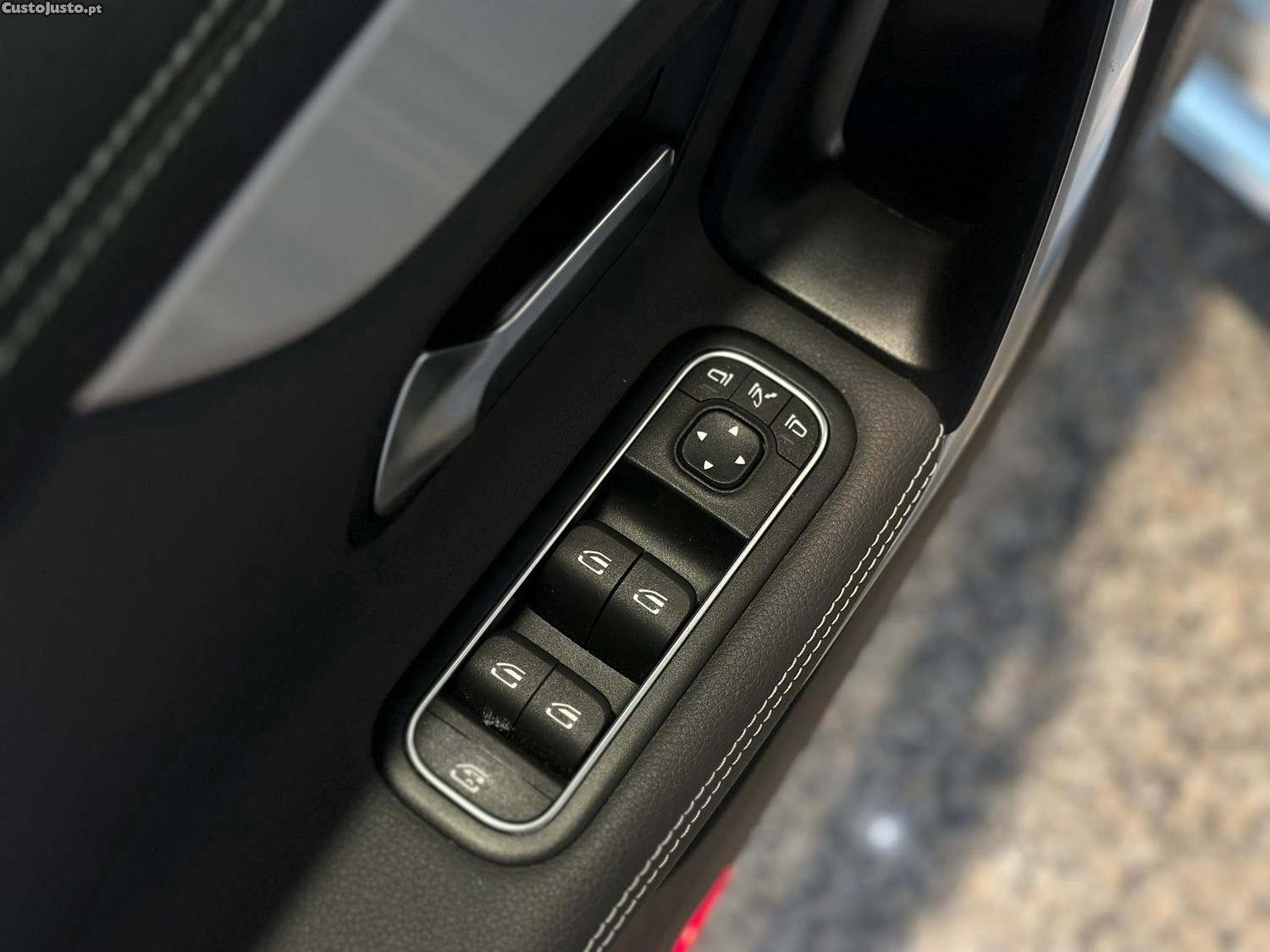 Mercedes-Benz CLA 250 e AMG Line — fotografia 18