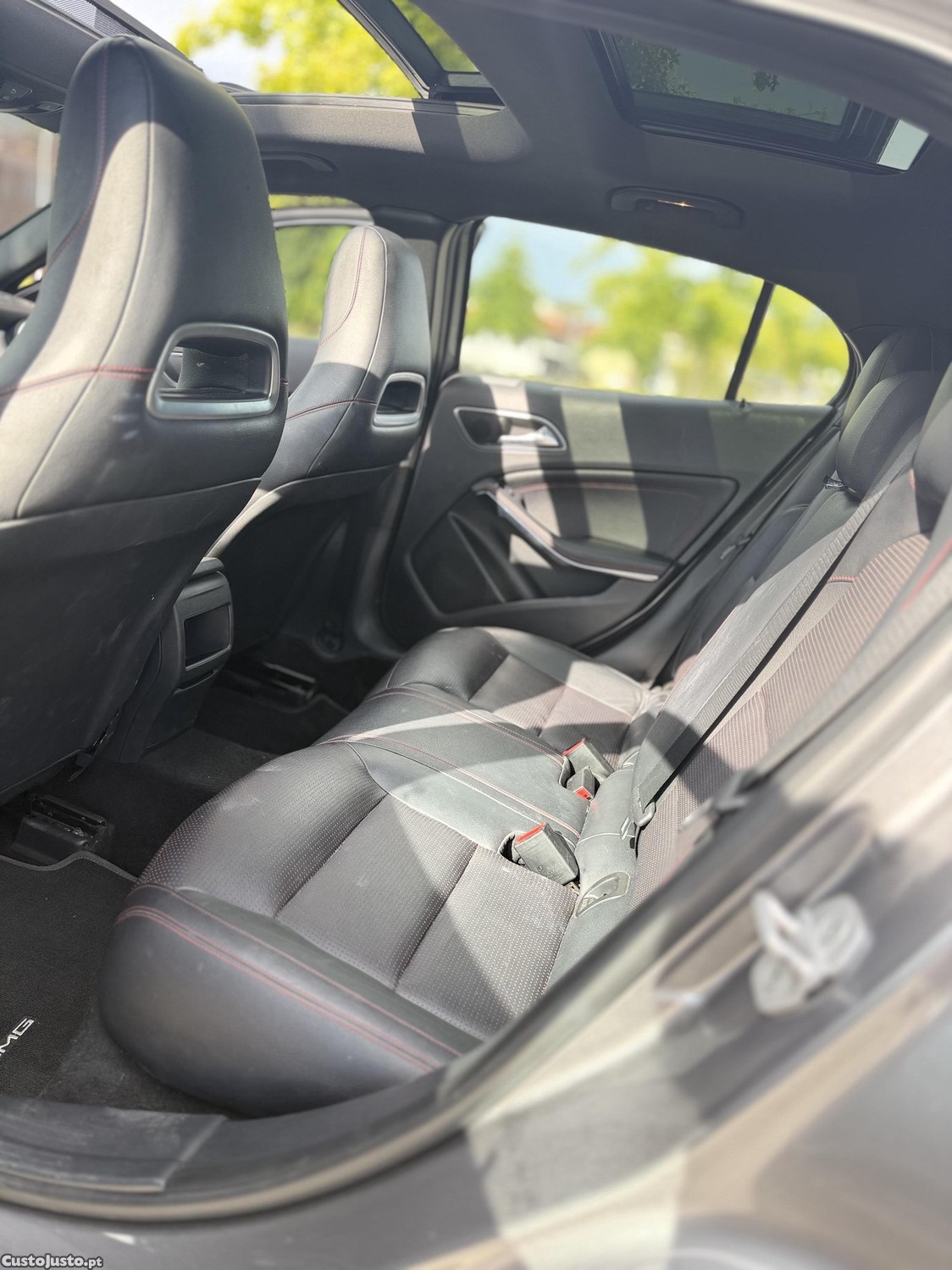 Mercedes-Benz GLA 45 AMG 361cv 4-Matic — fotografia 8