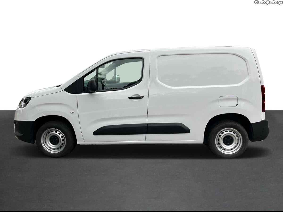 Toyota Proace City 1.5D L1 Exclusive — fotografia 10