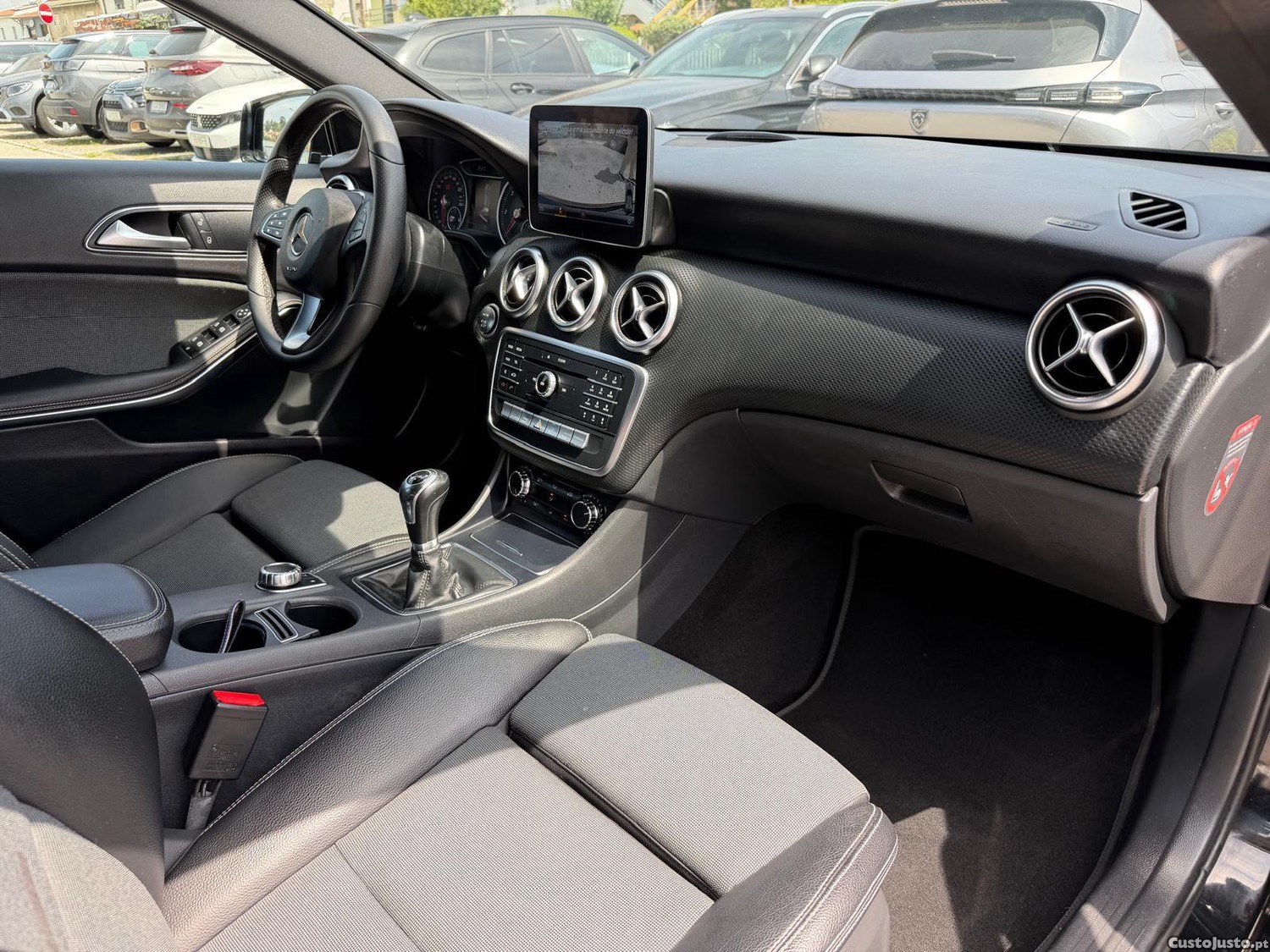 Mercedes-Benz A 180 d AMG Line — fotografia 13