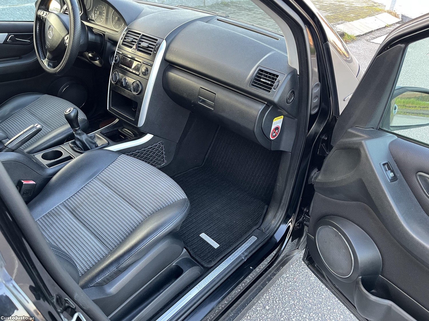 Mercedes-Benz A 180 A180CDI Avantgarde — fotografia 4