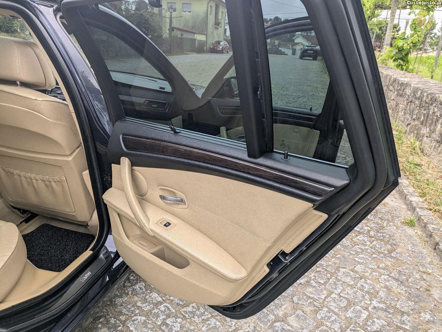 BMW 520 touring — fotografia 3