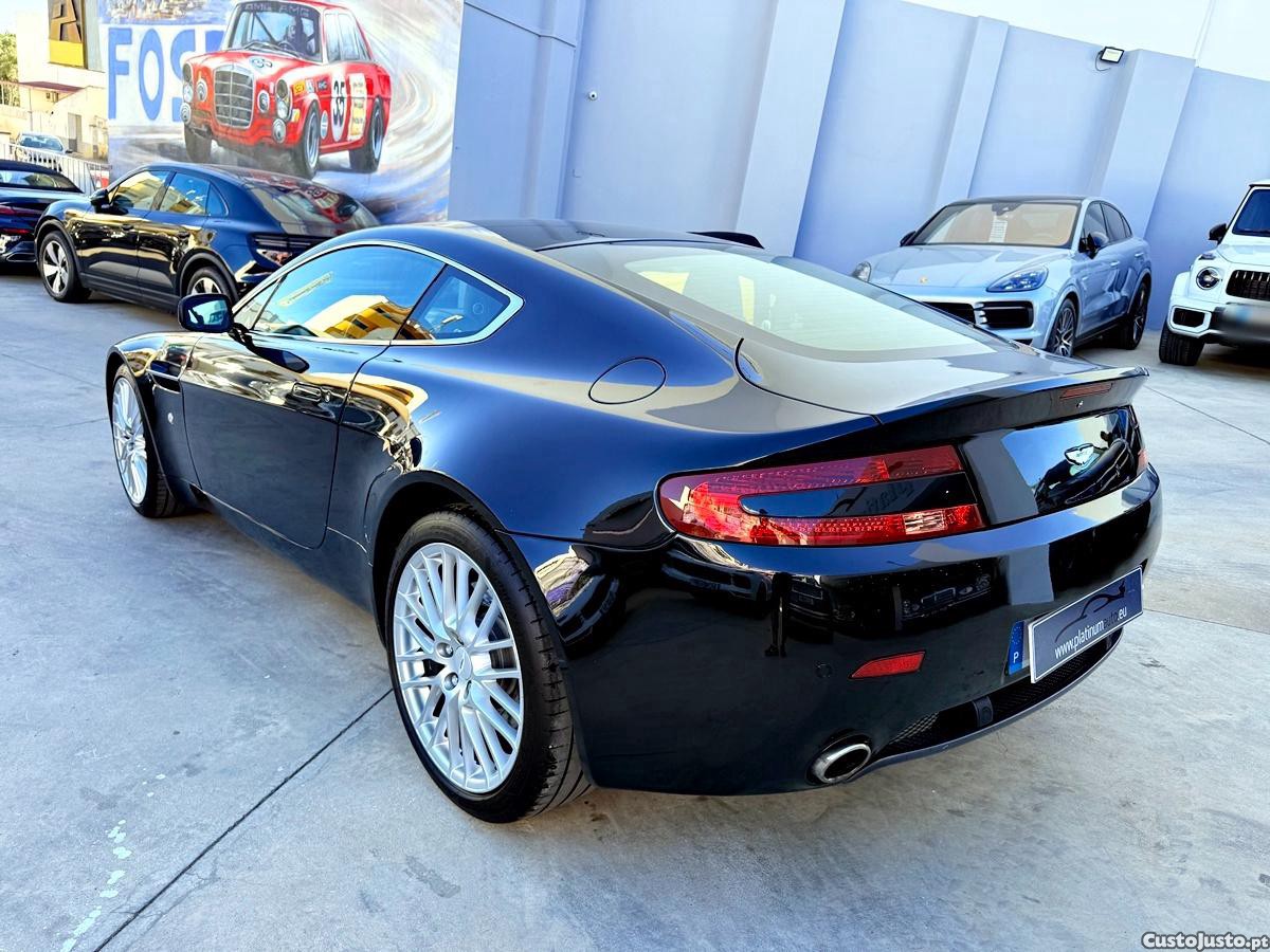 Aston Martin Vantage Sport Shift — fotografia 49