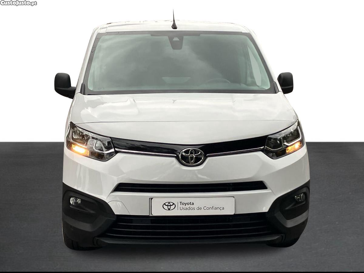 Toyota Proace City 1.5D L1 Exclusive — fotografia 8