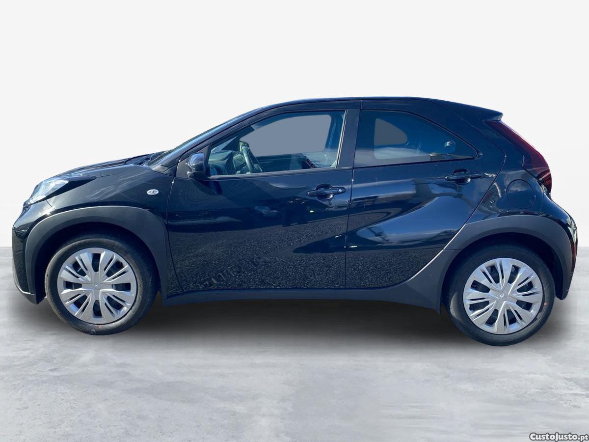 Toyota Aygo X 1.0 Play — fotografia 13