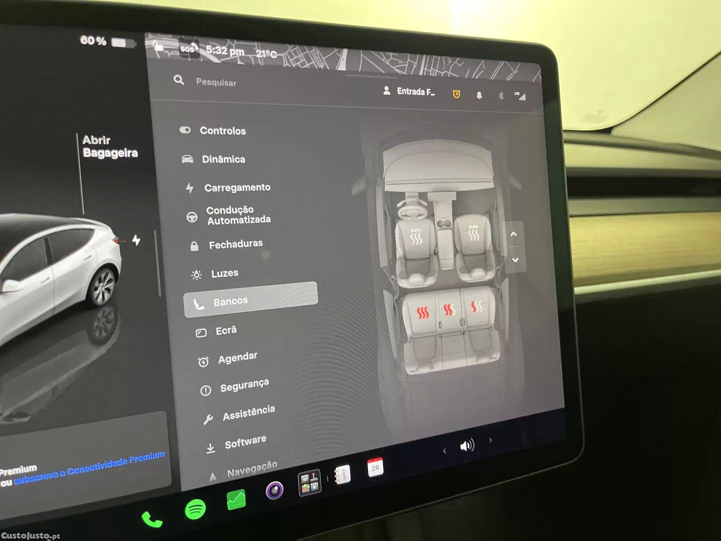 Tesla Model Y Long range tração integral — fotografia 12