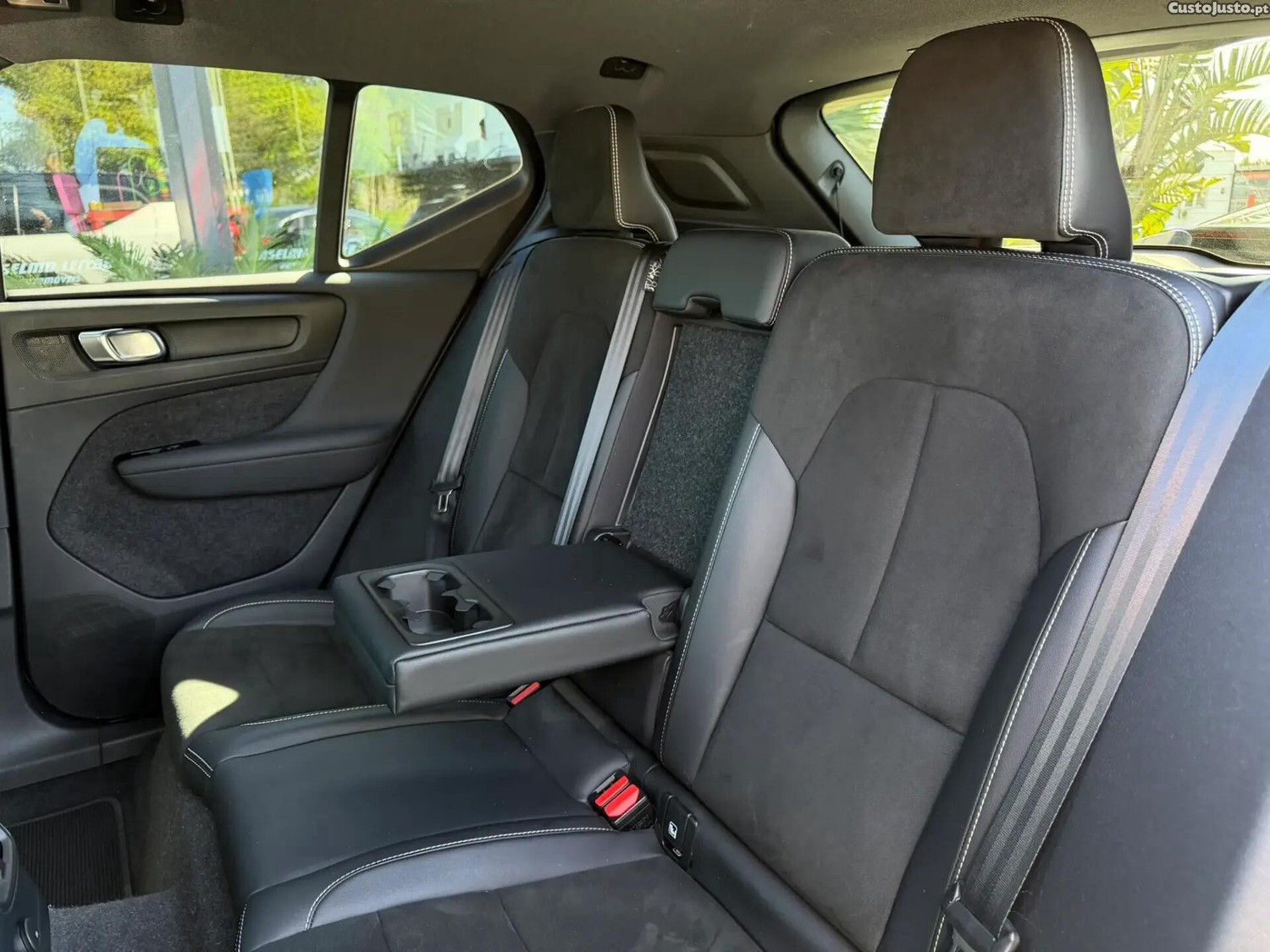 Volvo XC 40 1.5 T4 PHEV R-Design — fotografia 8