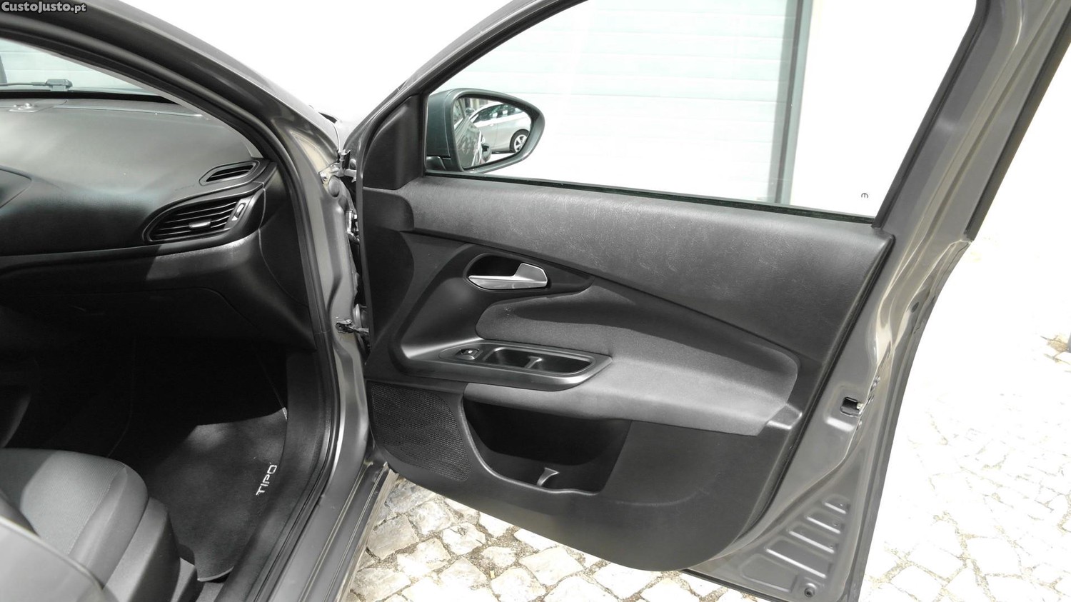 Fiat Tipo 1.3 MultiJet City Life — fotografia 8