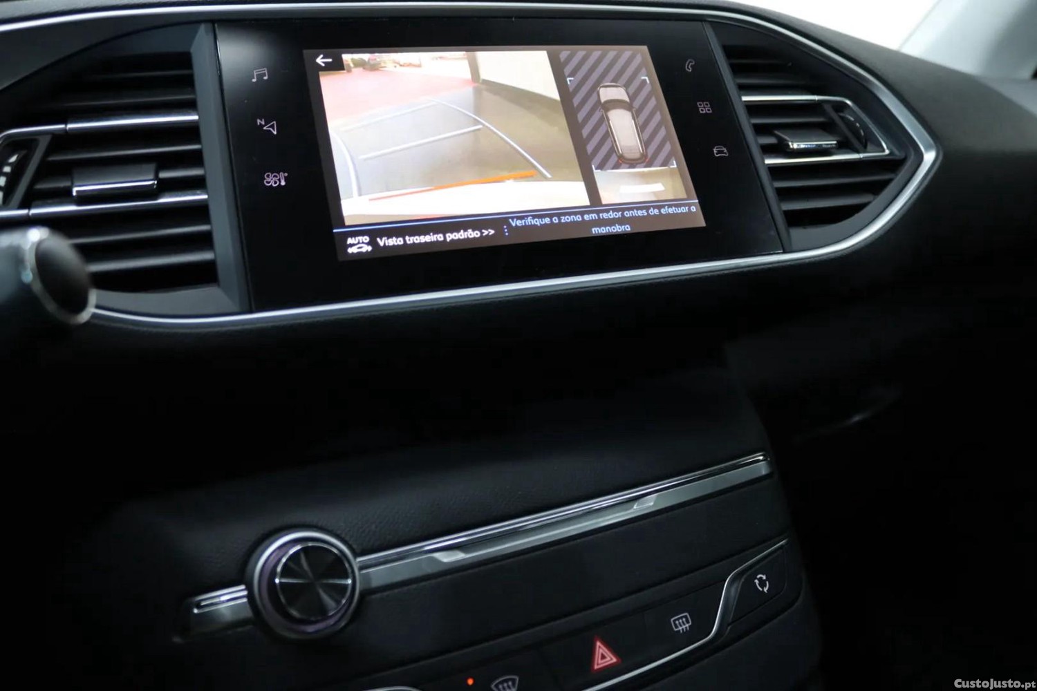 Peugeot 308 1.2 PureTech Allure EAT6 — fotografia 4