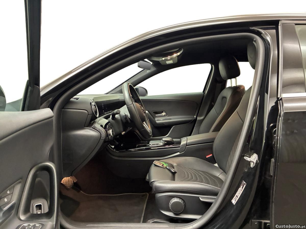 Mercedes-Benz A 250 e Business Line 8G-DCT — fotografia 9