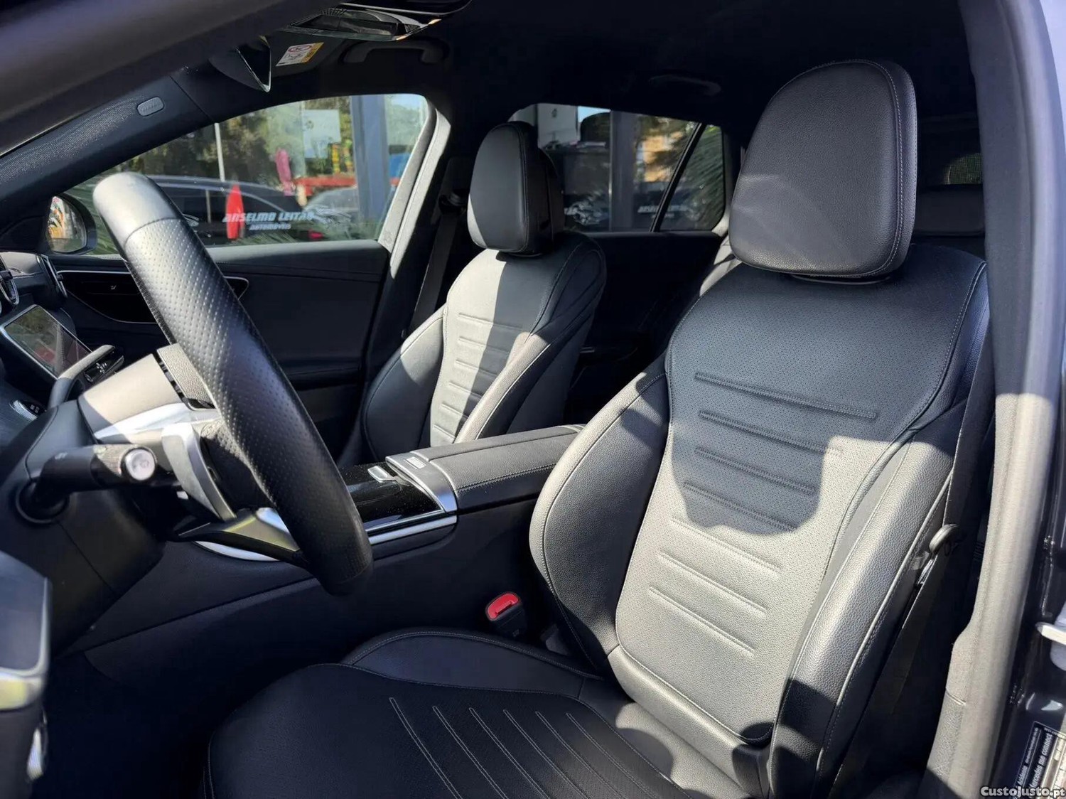Mercedes-Benz C 300 e AMG Line — fotografia 18
