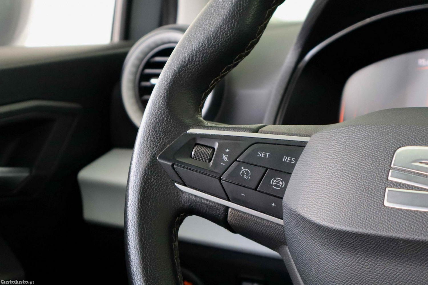 SEAT Ibiza 1.0 TSI Style — fotografia 19