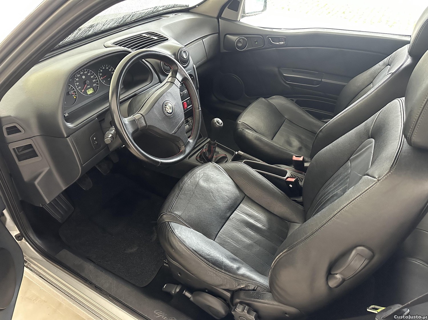 Alfa Romeo 145 1.4 Twin SPARK "Final Edition" — fotografia 8
