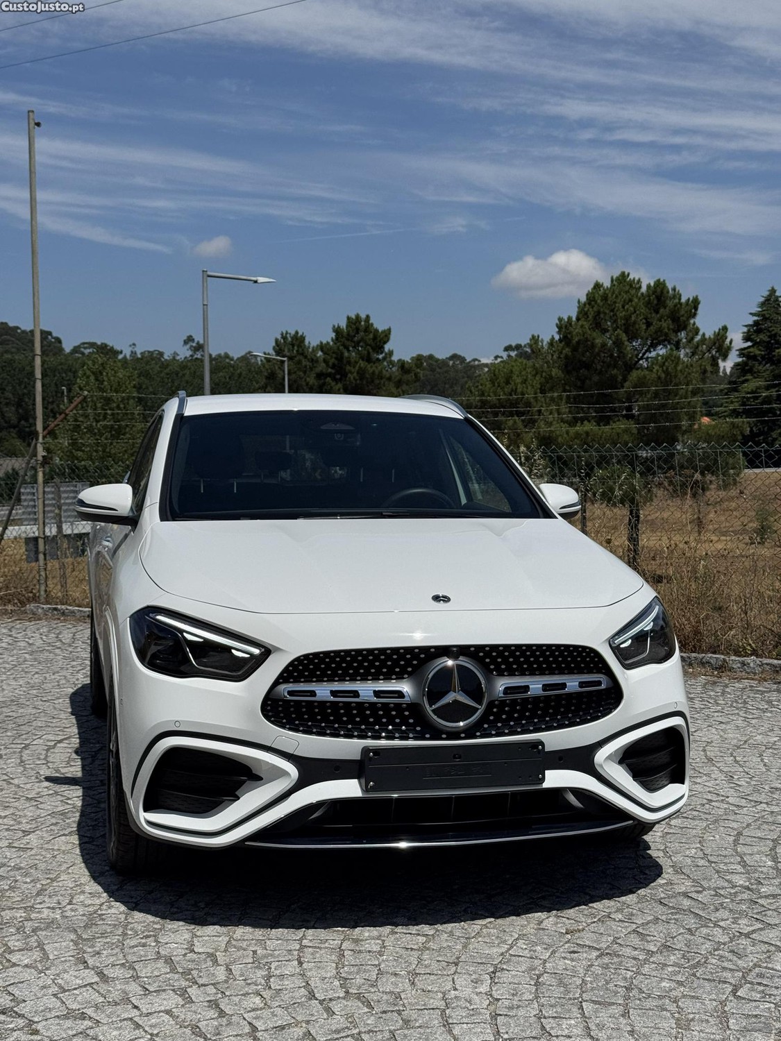Mercedes-Benz GLA 250 AMG Sport - 25 — photo 4