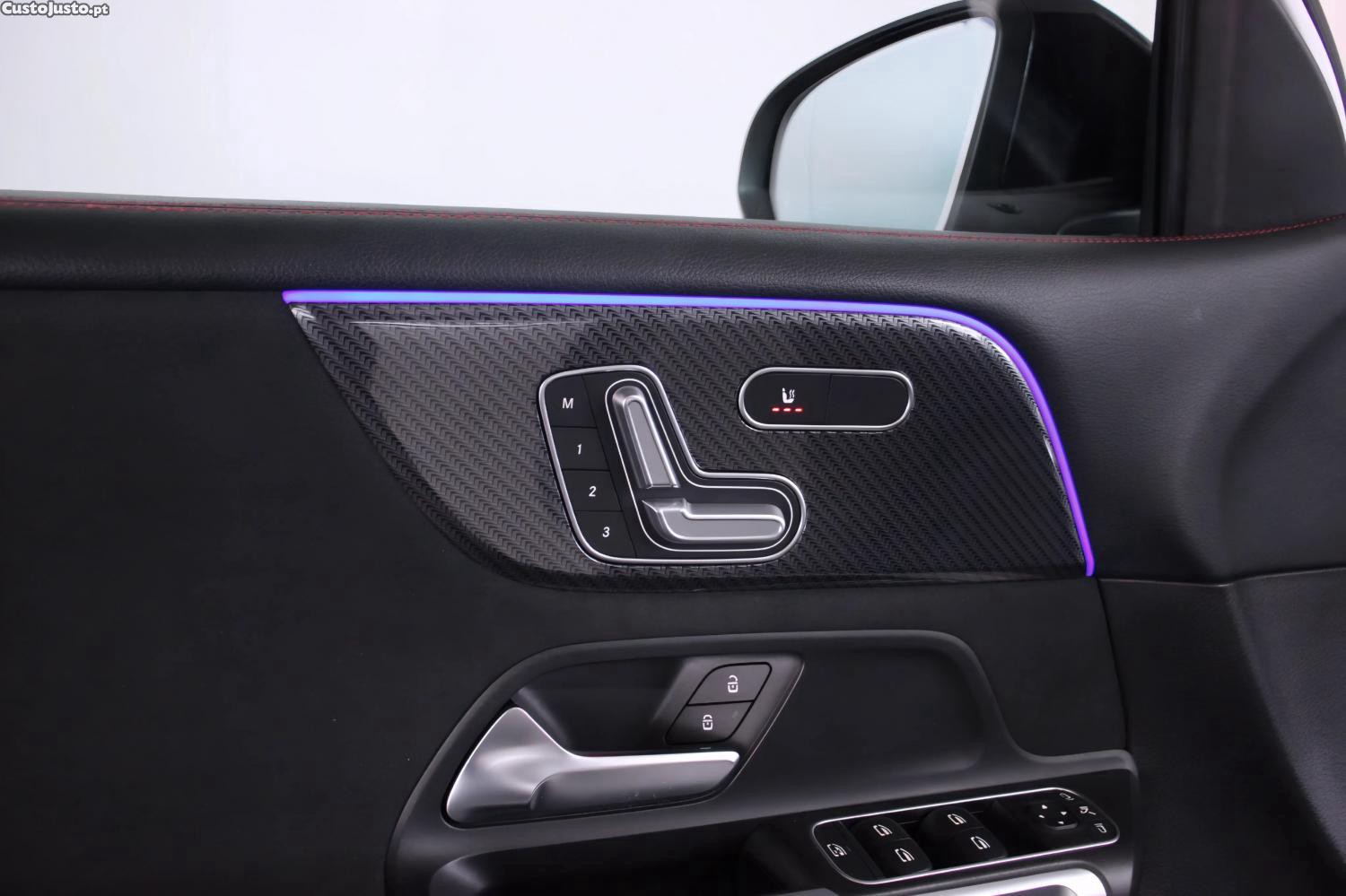 Mercedes-Benz GLB 180 d AMG Line — fotografia 11