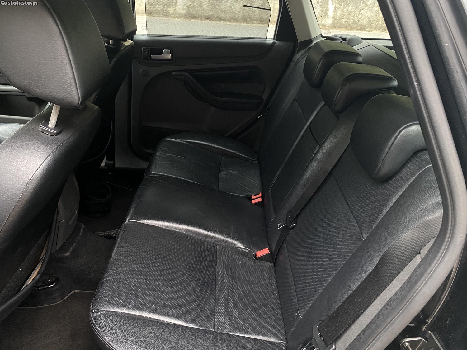 Ford Focus Mk2, 2.0 TDI — fotografia 3