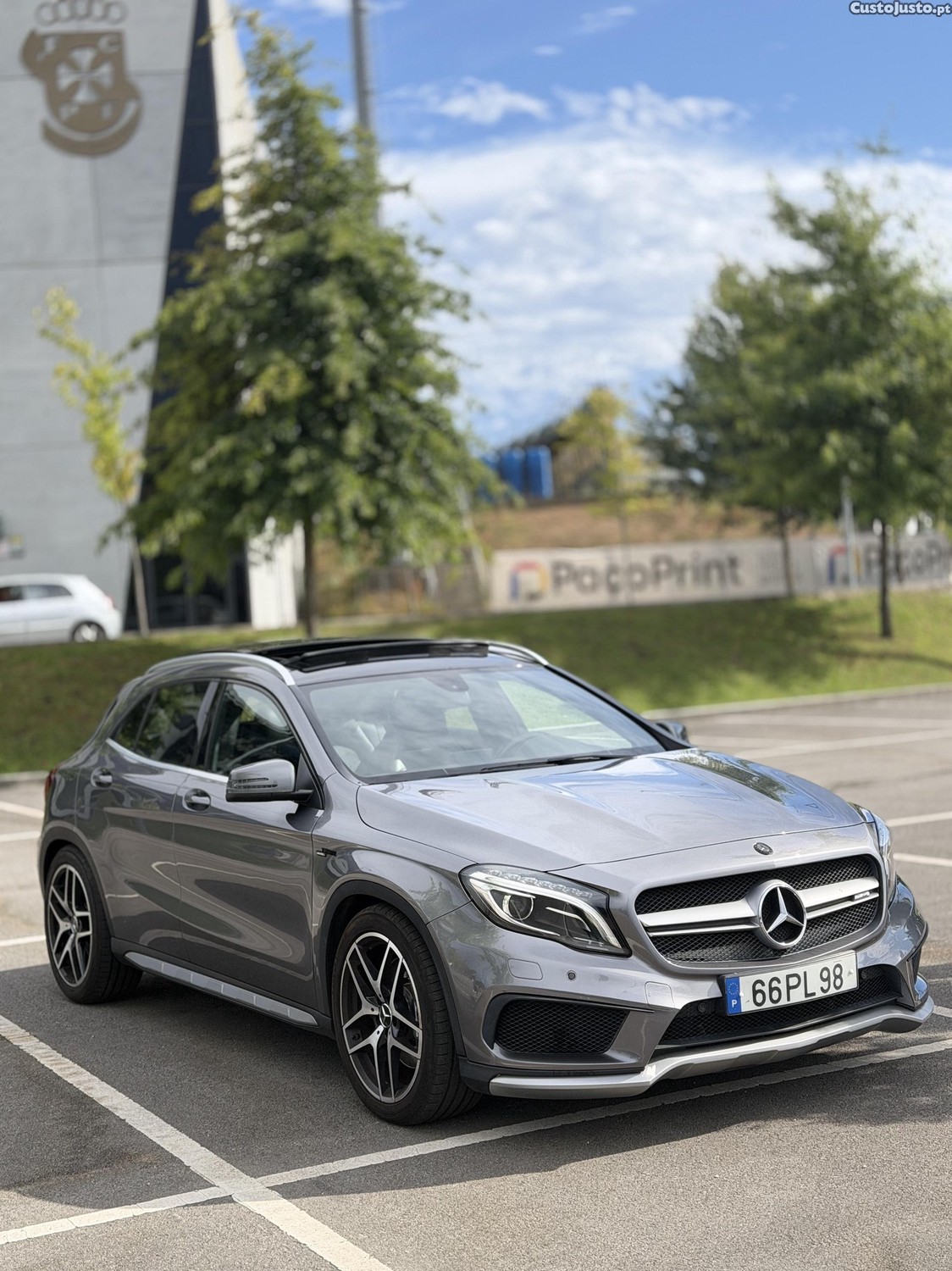 Mercedes-Benz GLA 45 AMG 361cv 4-Matic — fotografia 10