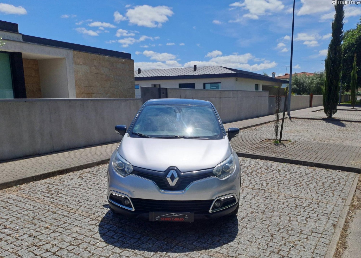 Renault Captur 1.5 DCI 110 CV Exclusive — fotografia 7