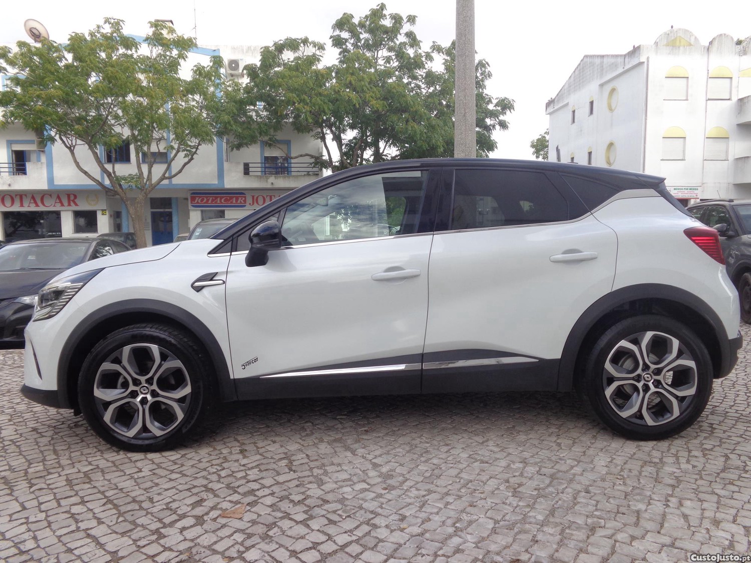 Renault Captur 0.9 Tce Techno 5 portas — fotografia 7