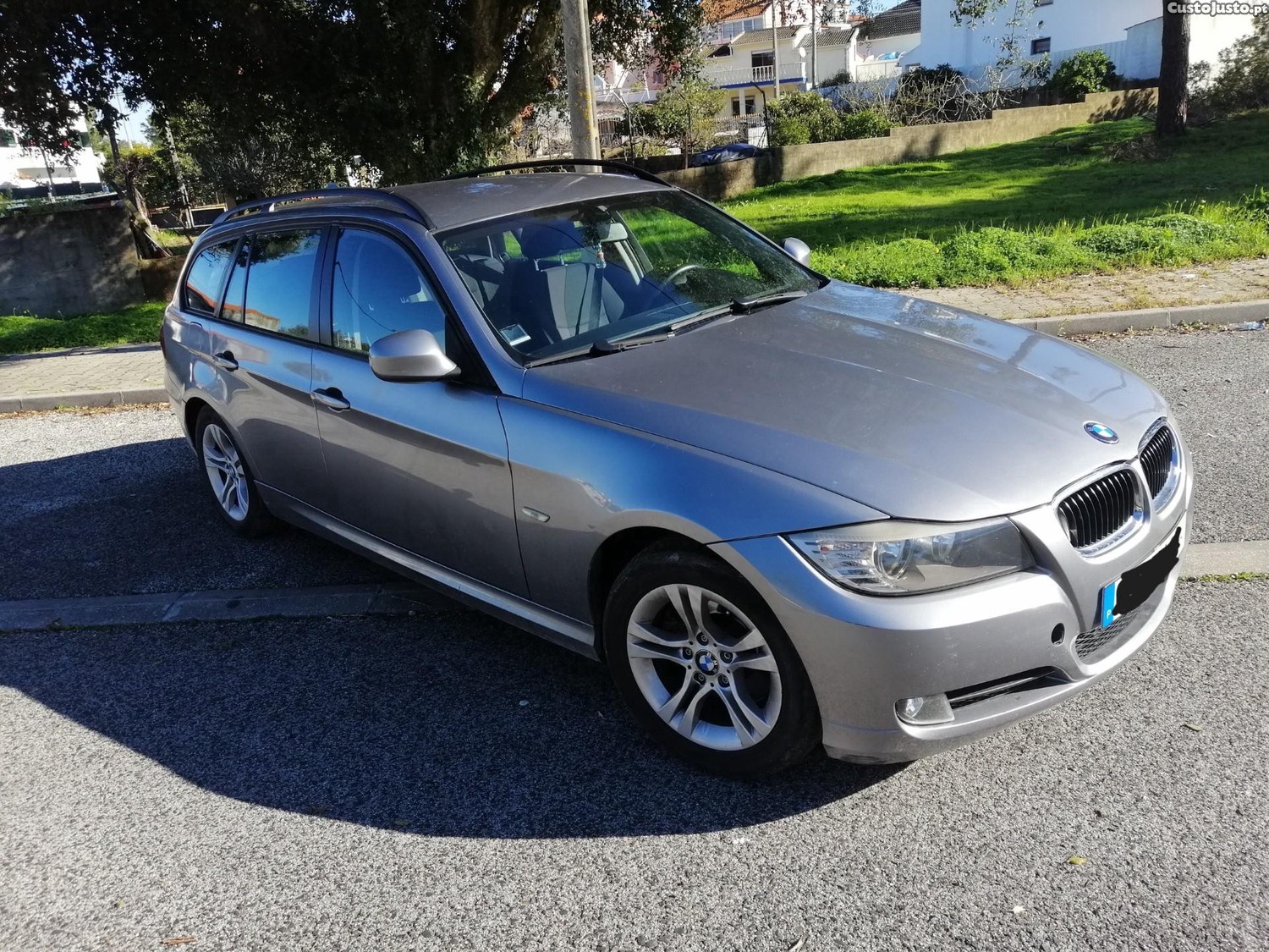 BMW 318 LCI série III — fotografia 6