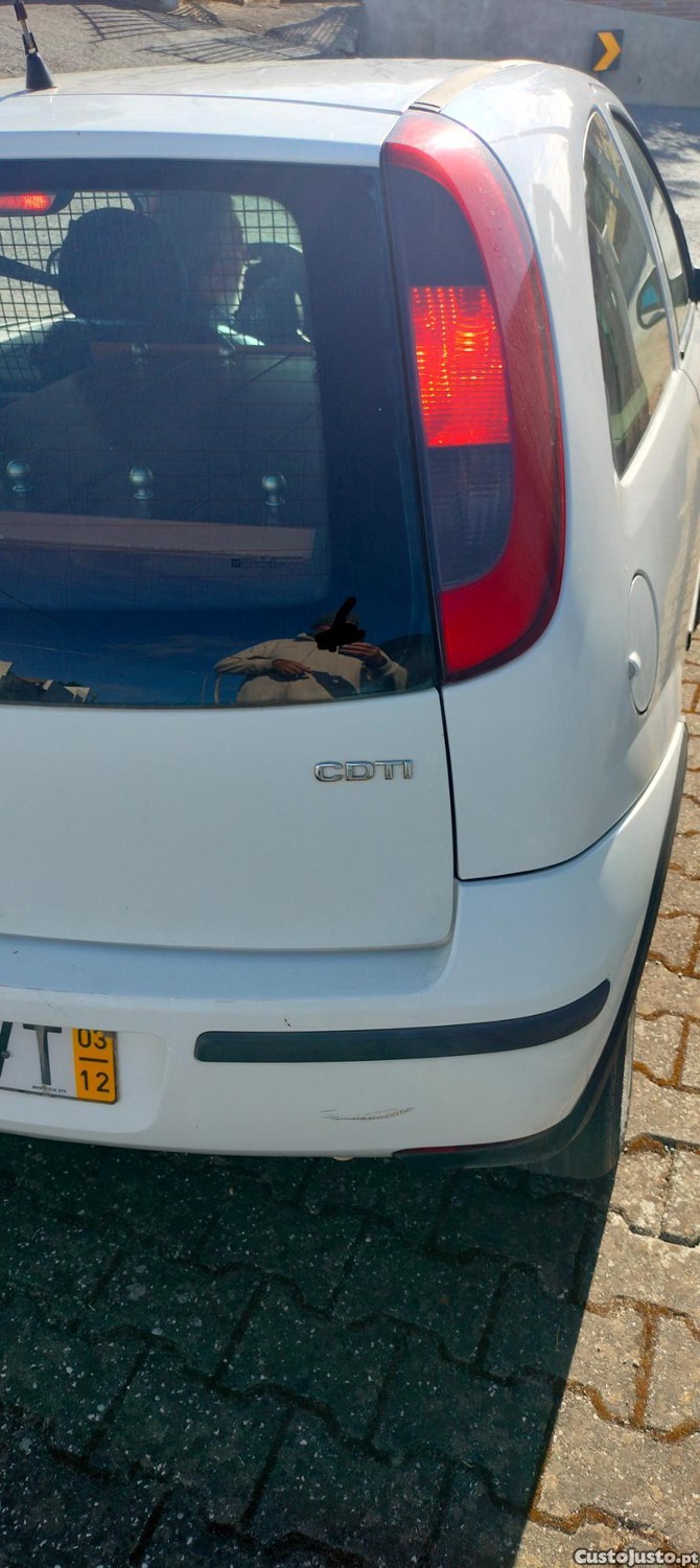 Opel Corsa 1.3CDTI — fotografia 4