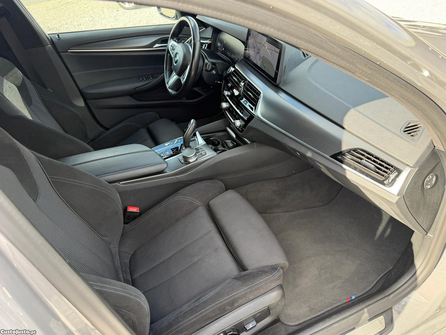 BMW 530 e Pack Desportivo M — fotografia 6