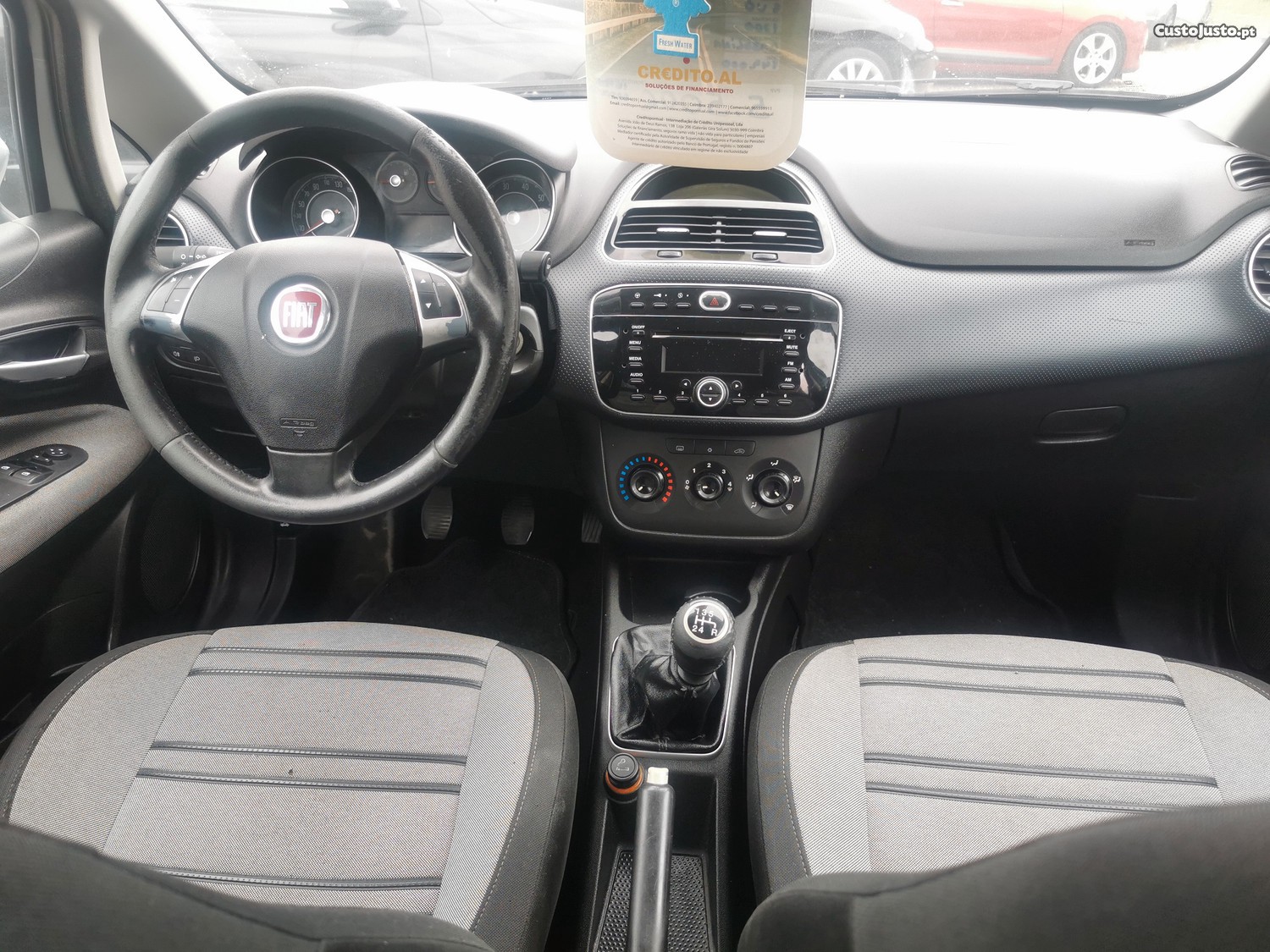 Fiat Grande Punto 1.1 C/AC — fotografia 2