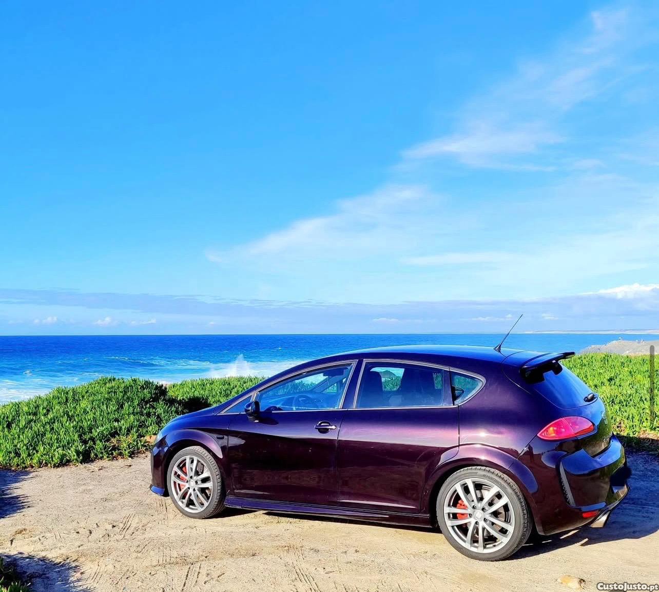 SEAT Leon Cupra 3xx — fotografia 2